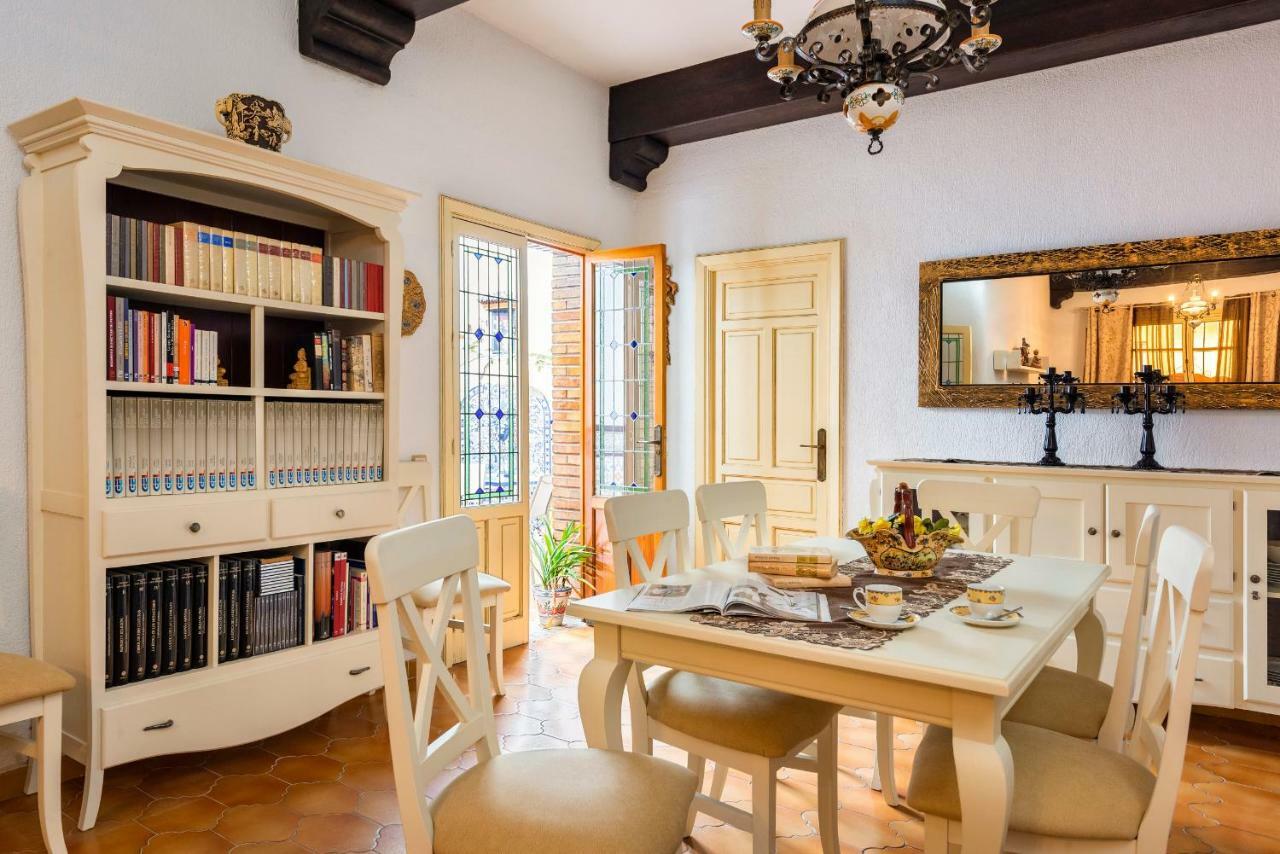 Hsh Suites Barrio Santa Cruz Севилья Экстерьер фото